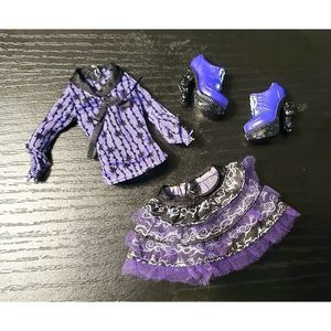 MONSTER HIGH Twyla Bogeyman 13 Wishes Outfit Pieces (Top, Skirt, & Shoes)